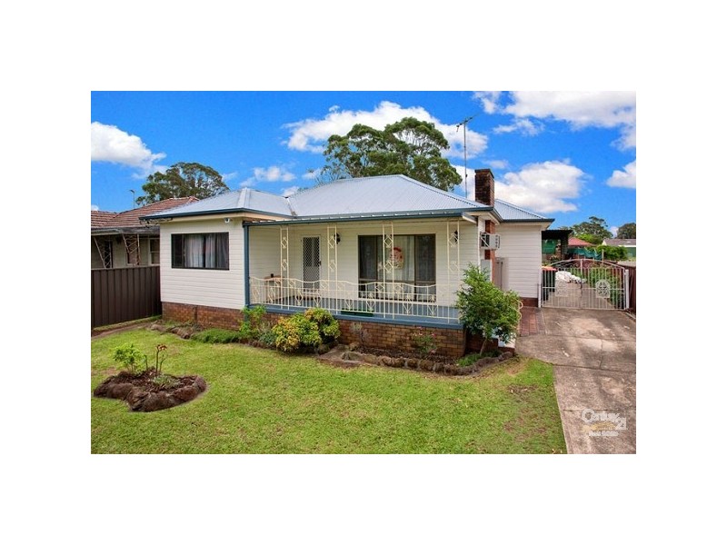 32 Crown St, Riverstone NSW 2765