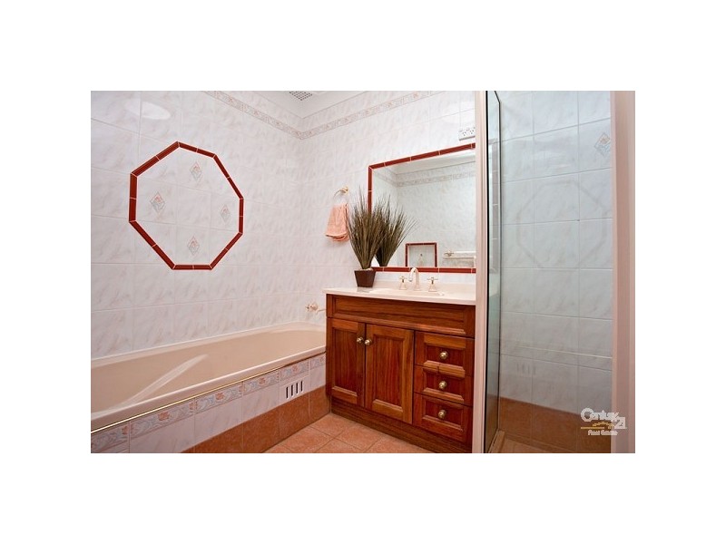 23 Robinson St, Riverstone NSW 2765