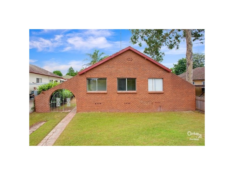 128 Garfield road, Riverstone NSW 2765