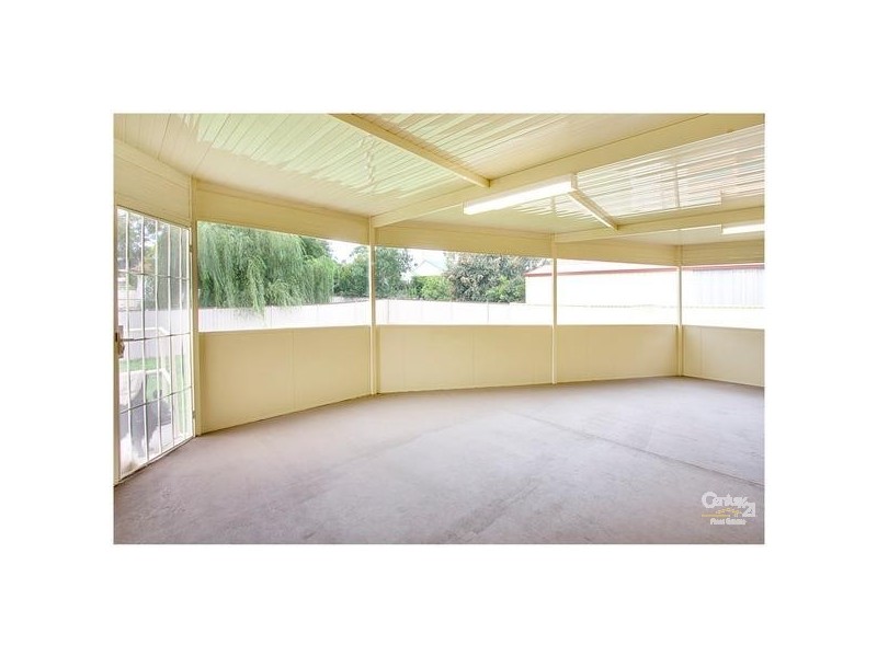 71 Gladstone Pde, Riverstone NSW 2765