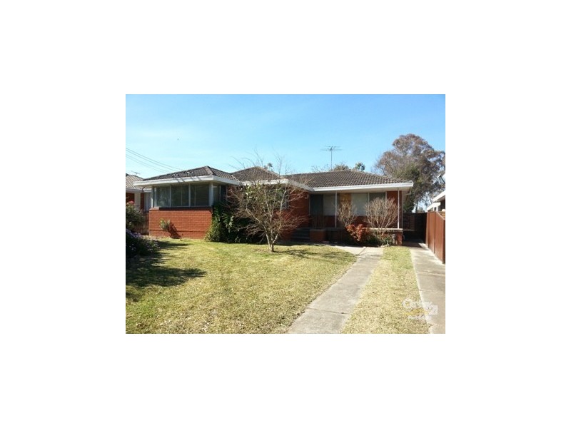 17 Crown Street, Riverstone NSW 2765