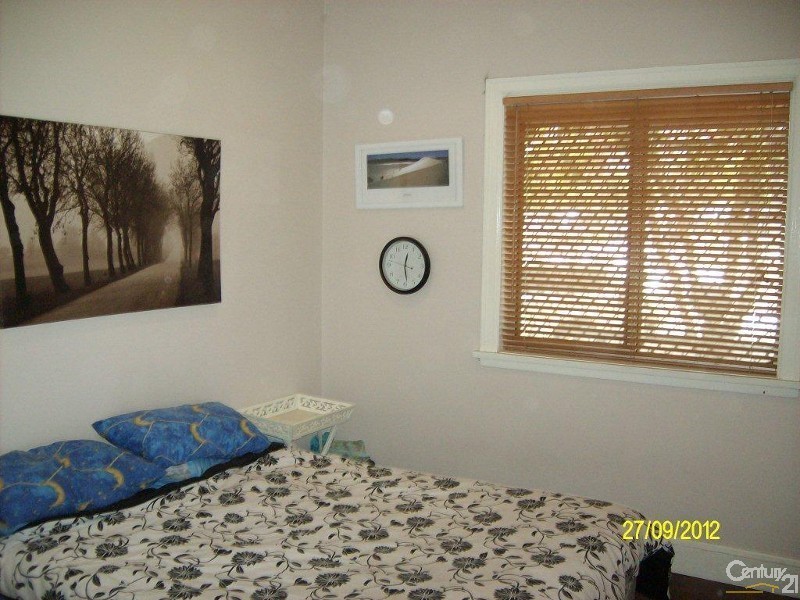 4 Hamilton St, Riverstone NSW 2765