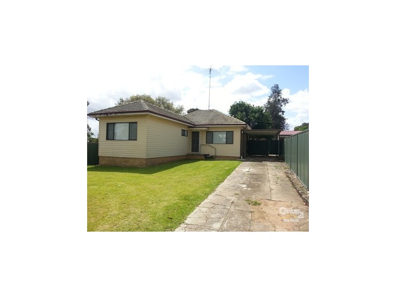 32 Market St, Riverstone NSW 2765