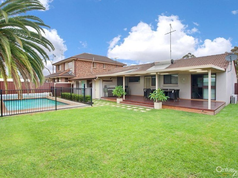 13 Balmain Road, Mcgraths Hill NSW 2756