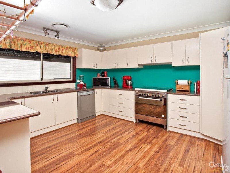 48 Hobart St, Riverstone NSW 2765
