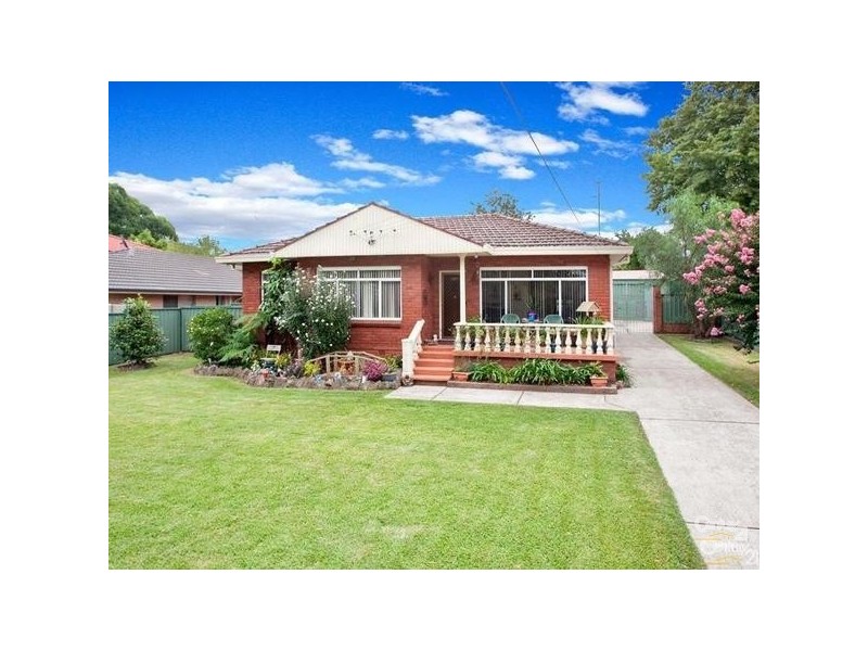2 King St, Riverstone NSW 2765
