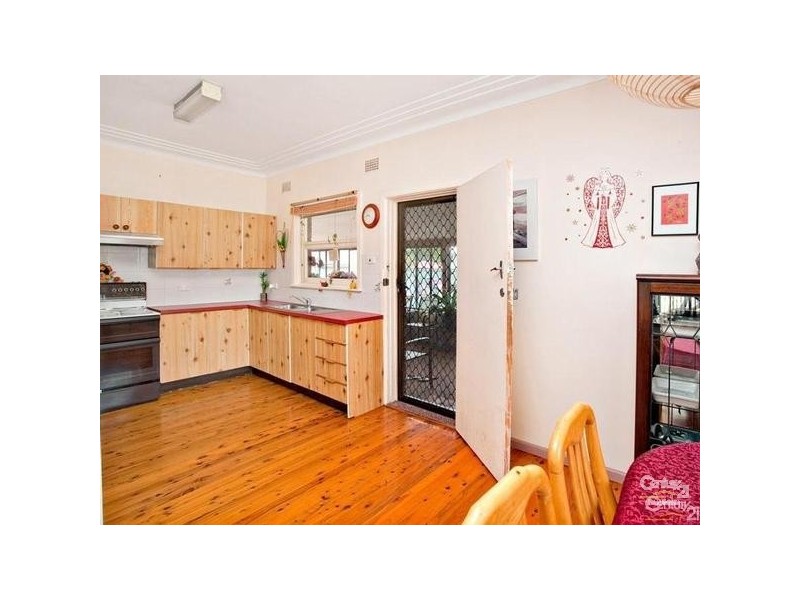 2 King St, Riverstone NSW 2765
