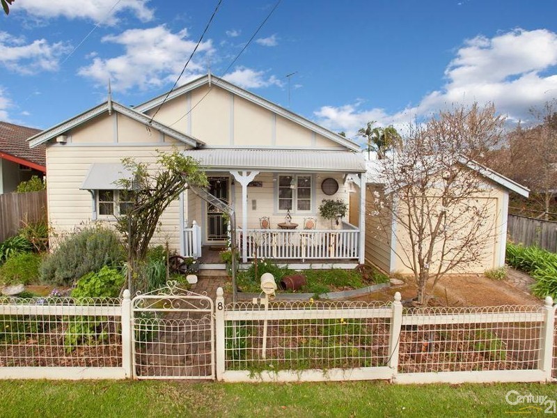 8 Regent Street, Riverstone NSW 2765