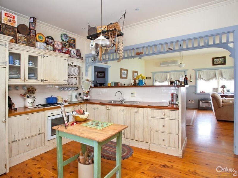 8 Regent Street, Riverstone NSW 2765