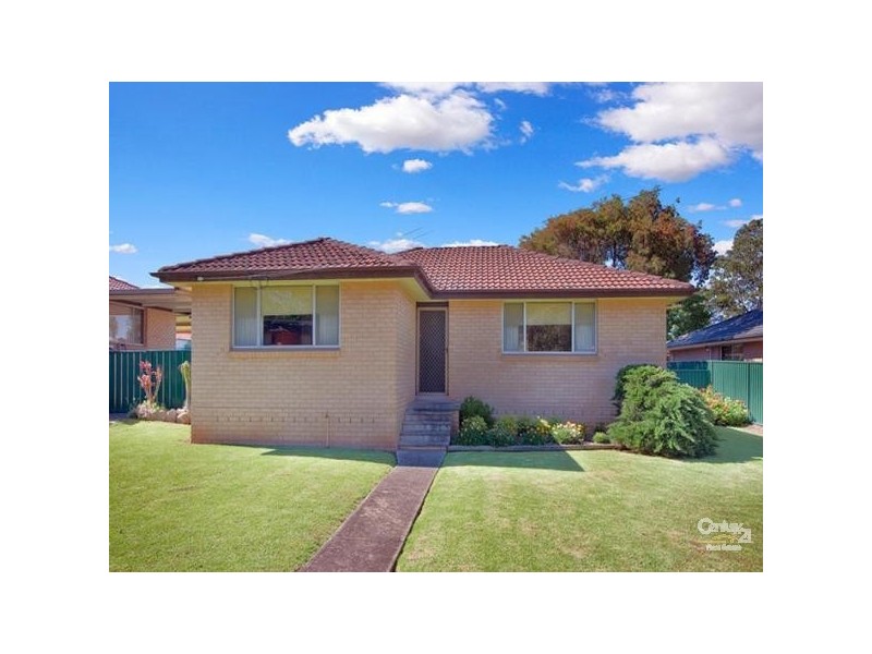 35 Oliver St, Riverstone NSW 2765