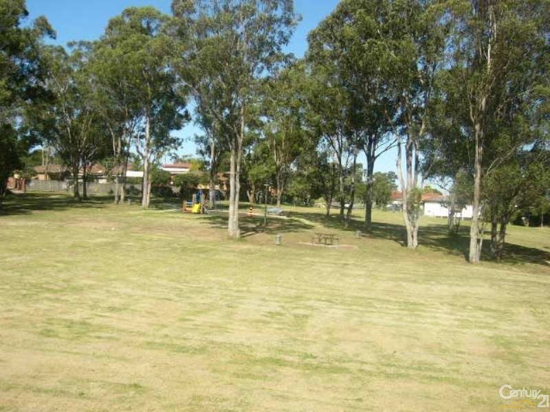 40 Oleander Cres, Riverstone NSW 2765