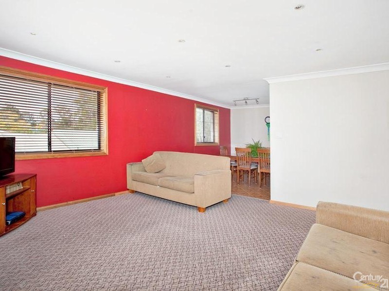 40 Oleander Cres, Riverstone NSW 2765