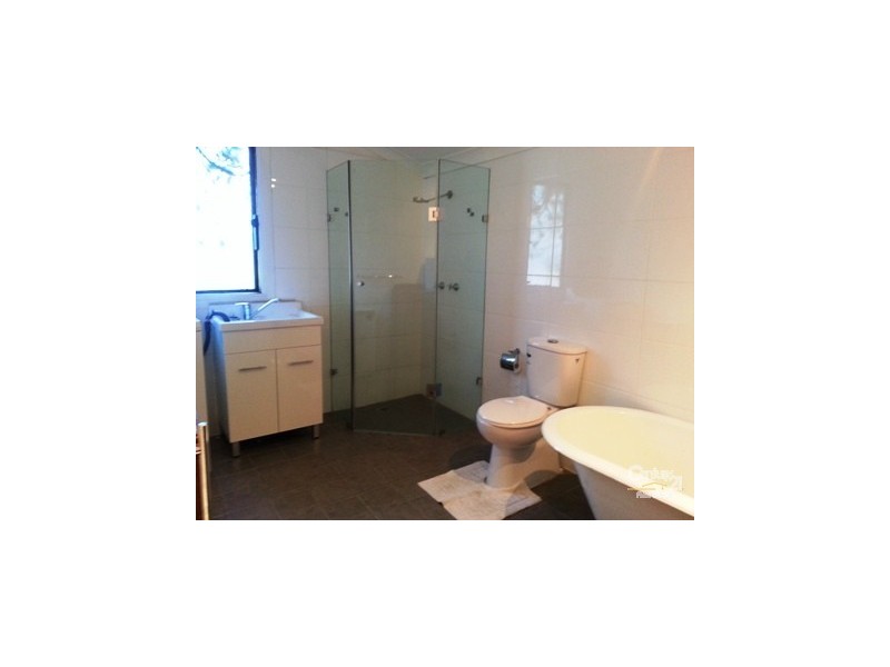 11 Castlereagh St, Riverstone NSW 2765