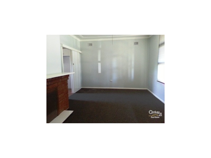 143 Piccadilly St, Riverstone NSW 2765