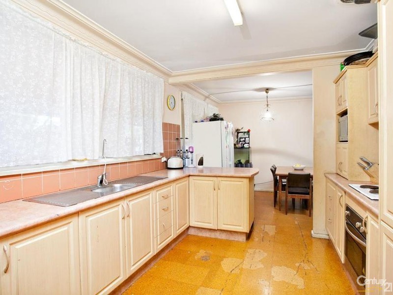 205 Piccadilly Street, Riverstone NSW 2765