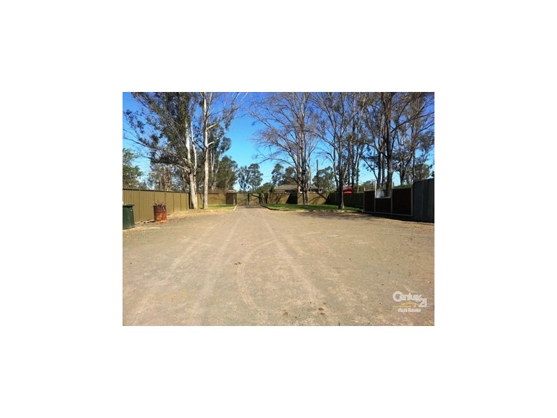 106 Crown St, Riverstone NSW 2765