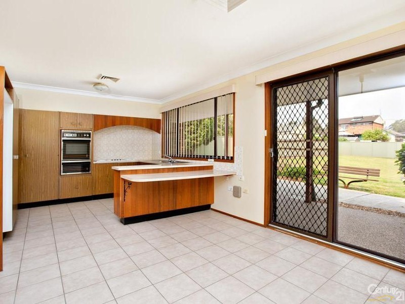 44 Gladstone pde, Riverstone NSW 2765
