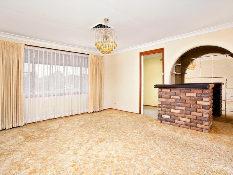 44 Gladstone pde, Riverstone NSW 2765