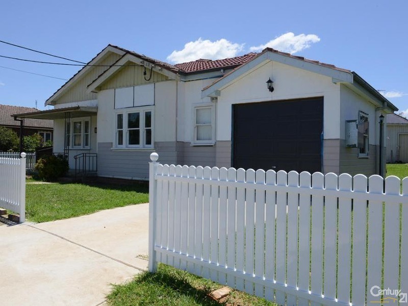 14 Railway Tce, Riverstone NSW 2765