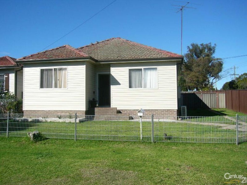 18 Church St, Riverstone NSW 2765