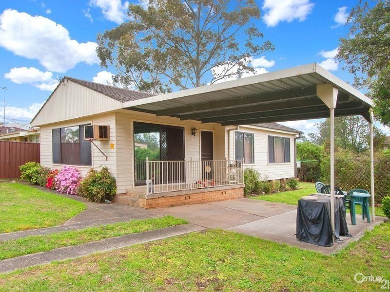 7 Gladstone Pde, Riverstone NSW 2765