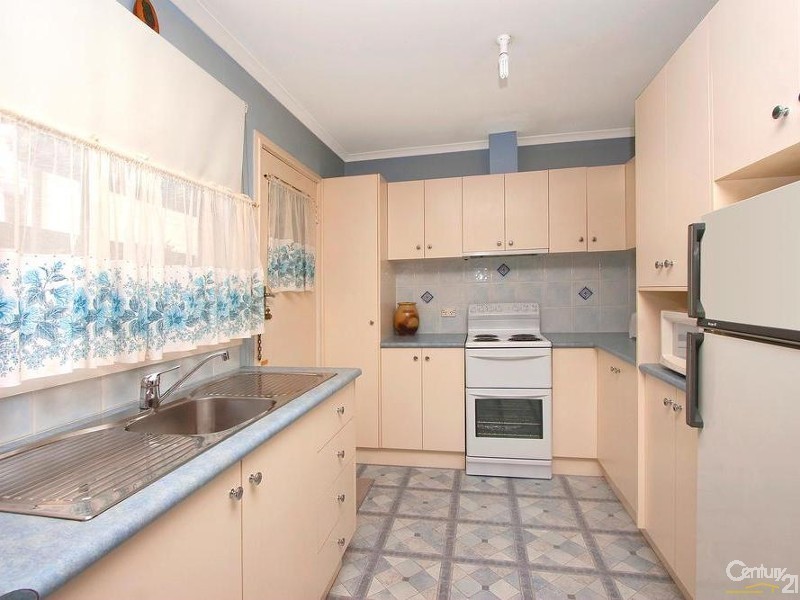 7 Gladstone Pde, Riverstone NSW 2765