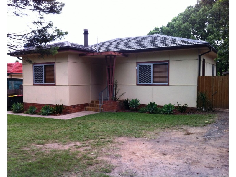 24 Hamilton St, Riverstone NSW 2765