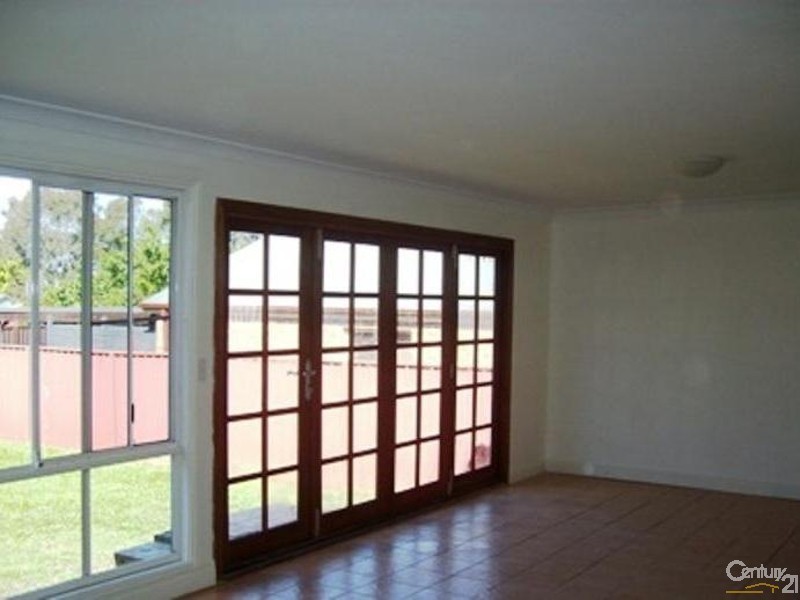 11 Castlereagh street, Riverstone NSW 2765