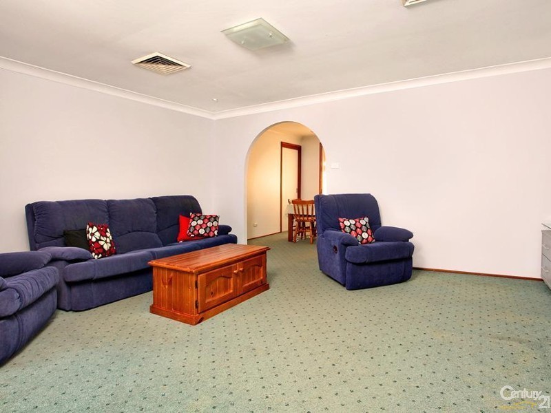 35 Camilleri Ave, Quakers Hill NSW 2763