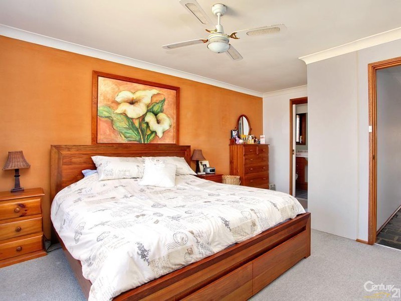 35 Camilleri Ave, Quakers Hill NSW 2763