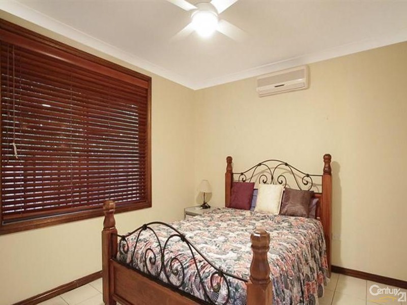 4 Hobart St, Riverstone NSW 2765