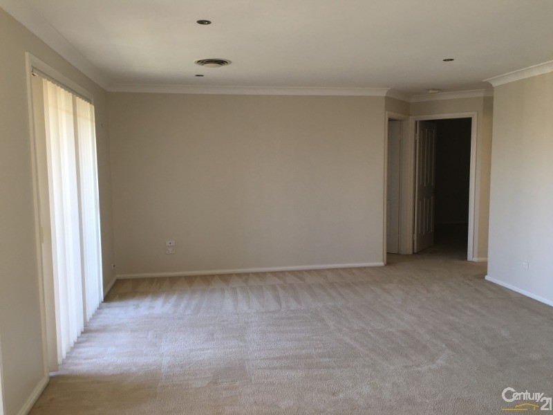 20 Carmelita Cct, Rouse Hill NSW 2155