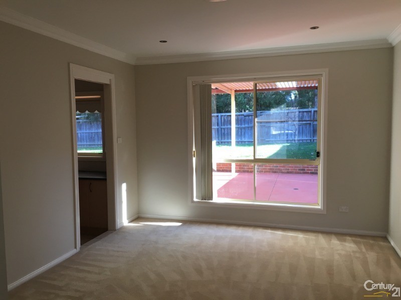 20 Carmelita Cct, Rouse Hill NSW 2155