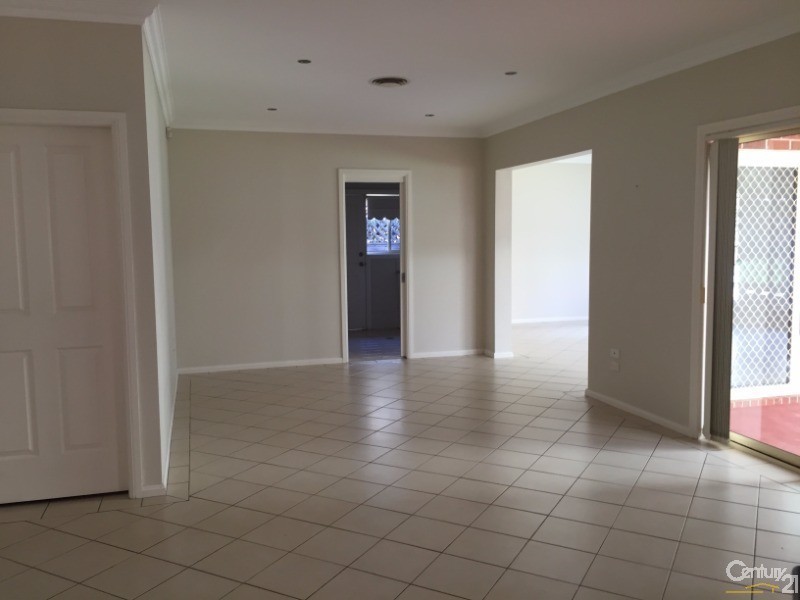20 Carmelita Cct, Rouse Hill NSW 2155