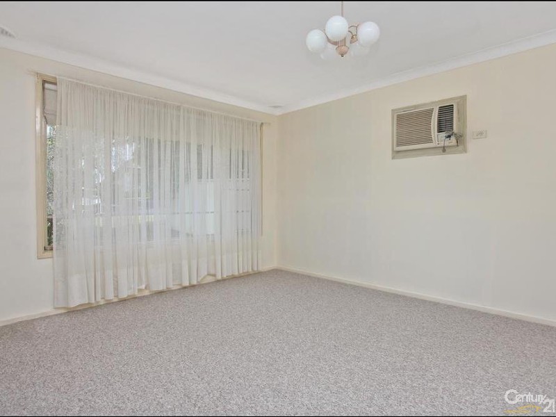 31 Robinson St, Riverstone NSW 2765