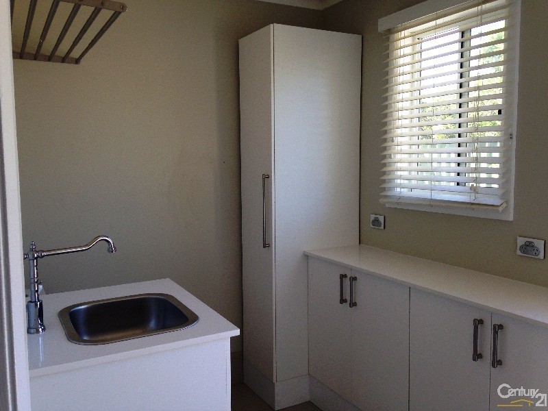 53 Castlereagh St, Riverstone NSW 2765