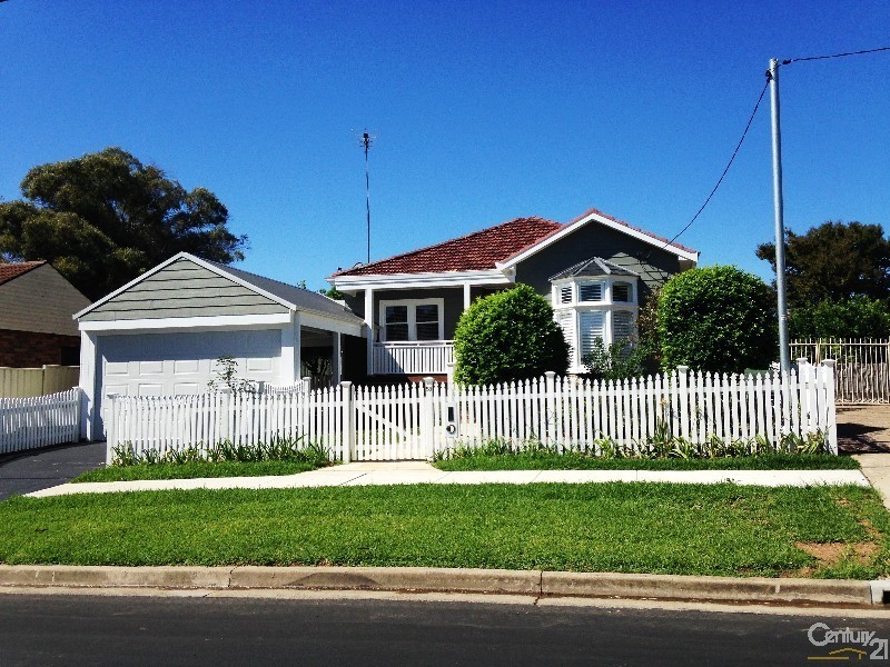 53 Castlereagh St, Riverstone NSW 2765