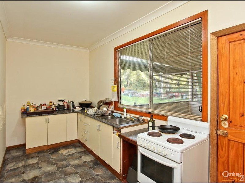 222 Hamilton Street, Riverstone NSW 2765