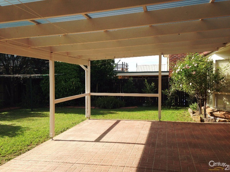 39 Kashmir Ave, Quakers Hill NSW 2763