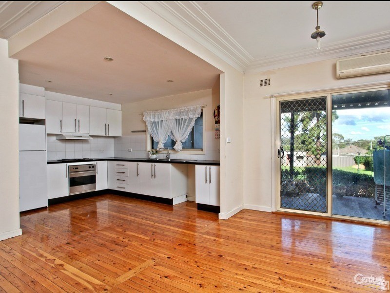 26 Dingle Street, Riverstone NSW 2765