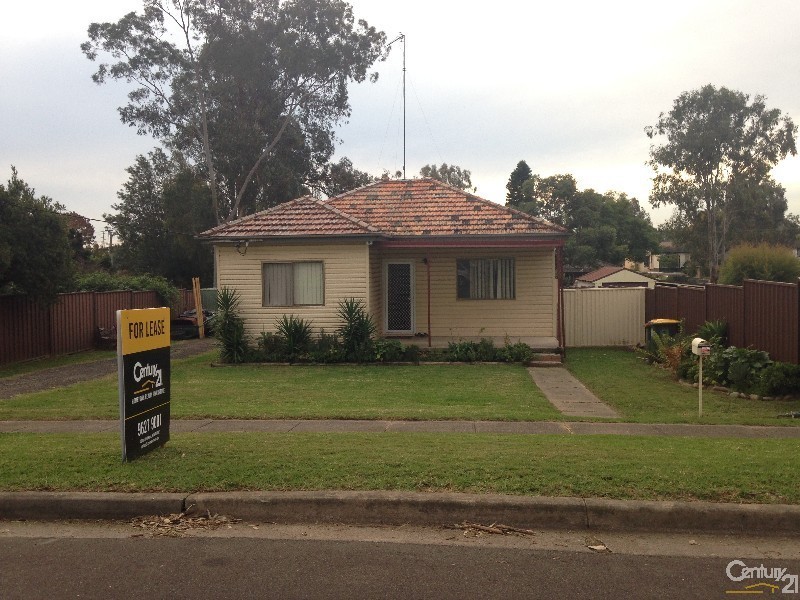 9 Gladstone Pde, Riverstone NSW 2765