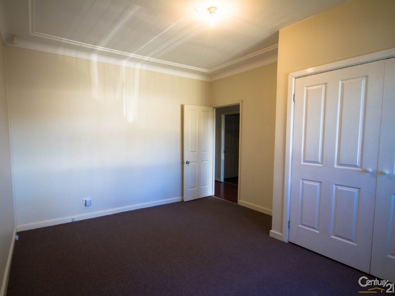 9 Gladstone Pde, Riverstone NSW 2765