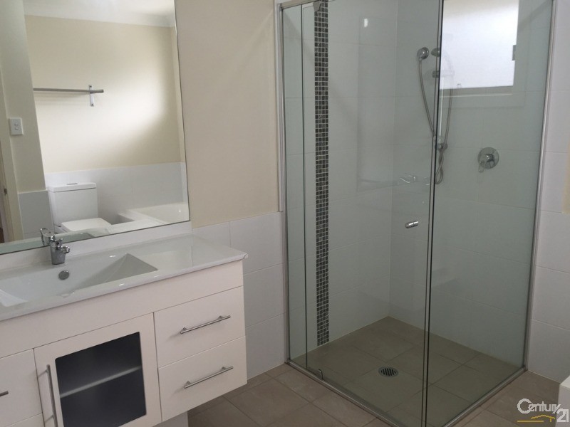 42 Woods St, Riverstone NSW 2765