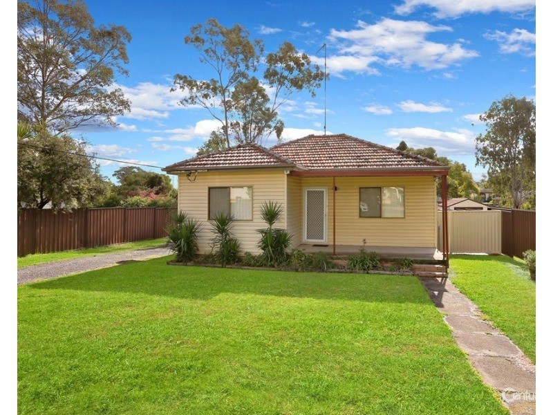 9 Gladstone Parade, Riverstone NSW 2765