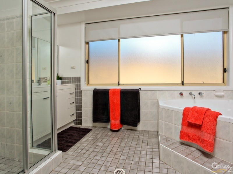 8 Grange Ave, Schofields NSW 2762