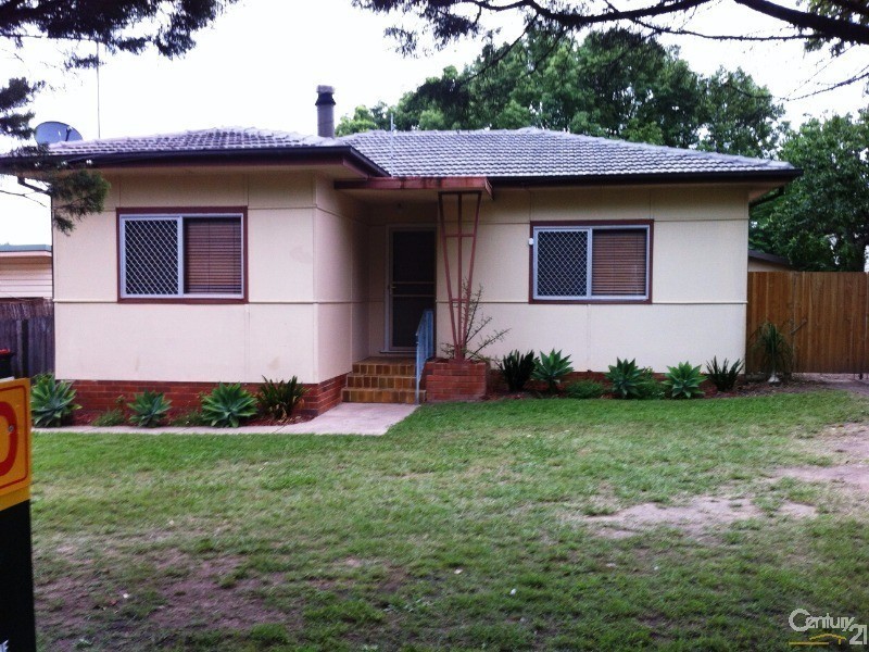 24 Hamilton Street, Riverstone NSW 2765