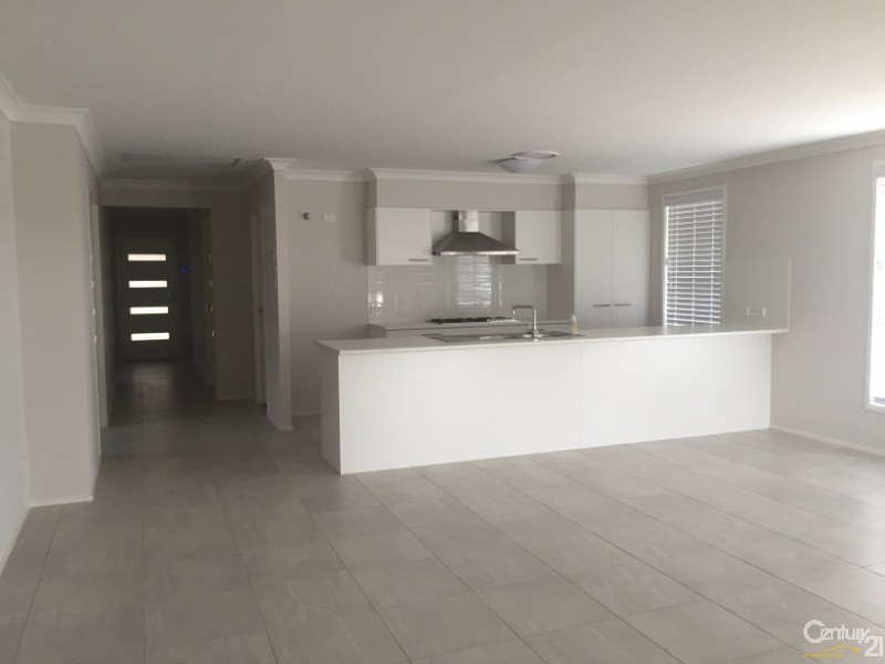 18 Andrew Street, Riverstone NSW 2765