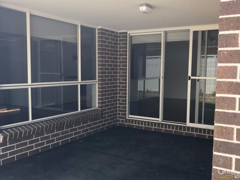 11 Rumery Street, Riverstone NSW 2765