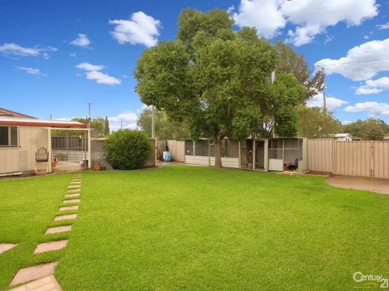 166 Piccadilly St, Riverstone NSW 2765