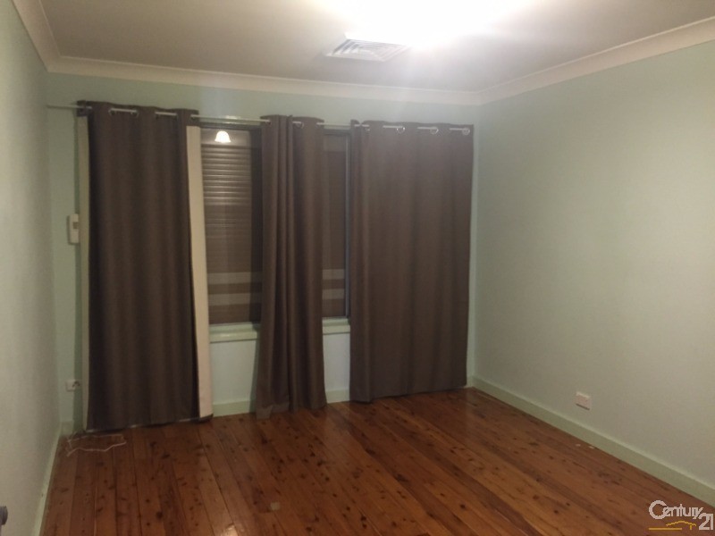 1 Crown Street, Riverstone NSW 2765